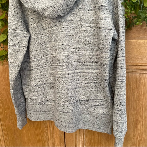 Men's Divided H&M Hoodie Sweatshirt - Picture 2 of 9
